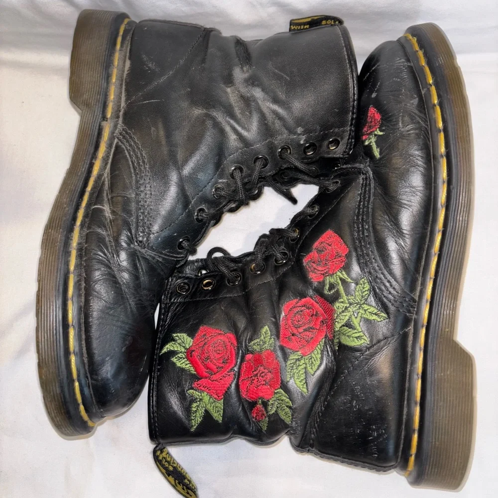 Doc Martens Vonda Black Boots with Red Floral Embroidery - Picture 5 of 8